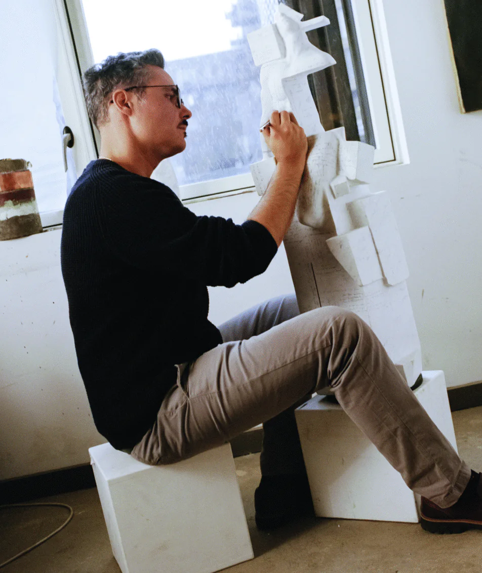 Vincenzo-Muratore-Working-Studio