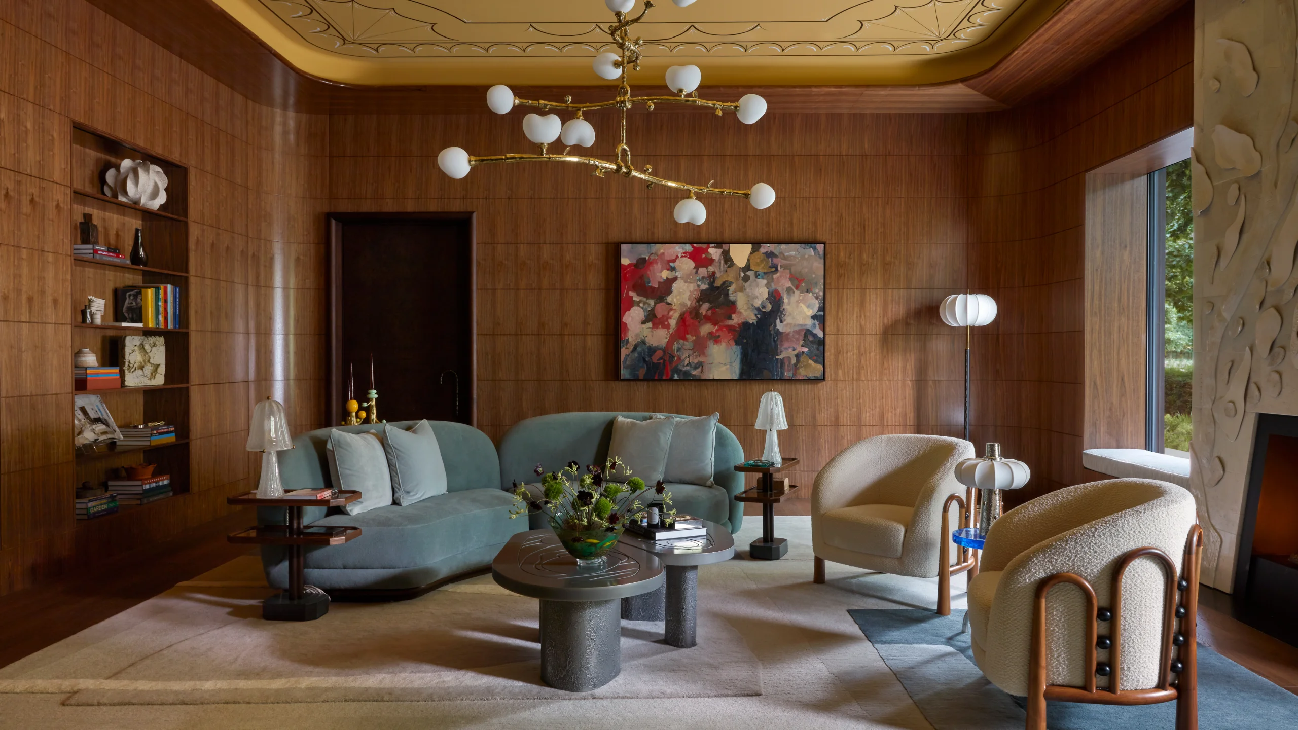 The Drawing Room, The Capston