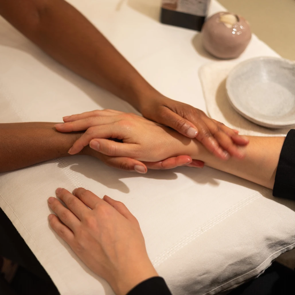 La Eva - Therapist Detail